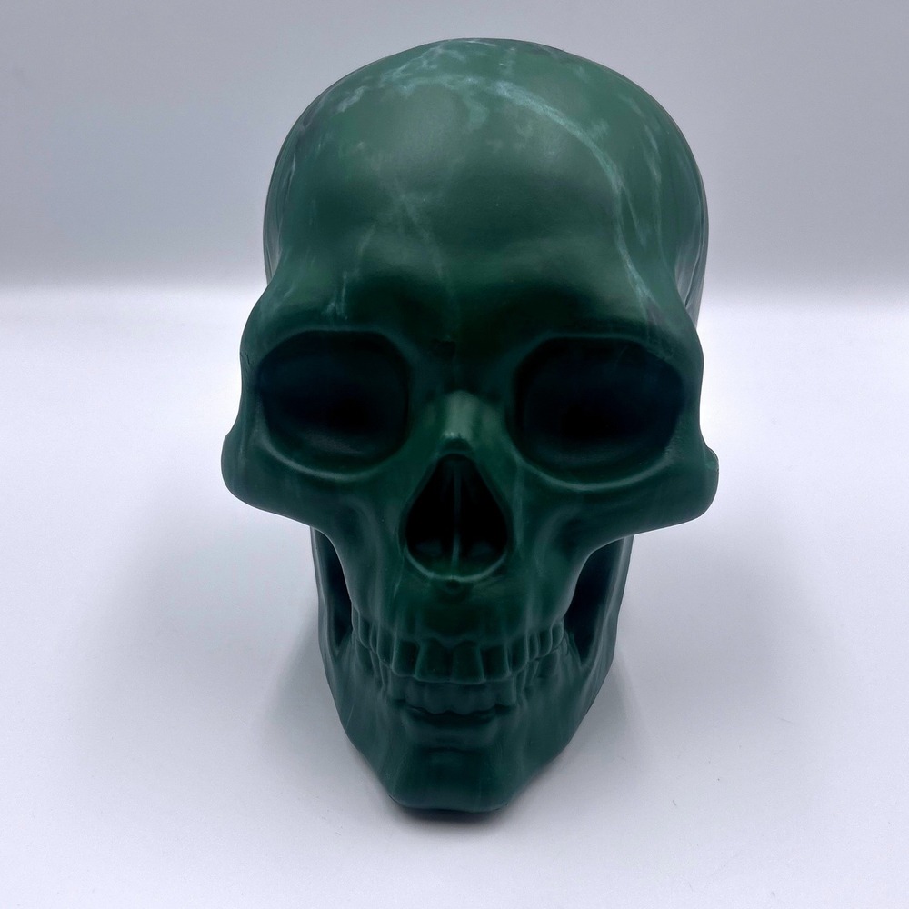 Hyde and Eek Boutique Green Marbled Plastic Skull Halloween Decor 240 43 5994